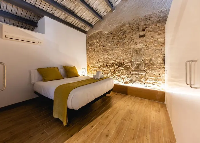 Bravissimo Placa Del Vi, Design Penthouse Lejlighed