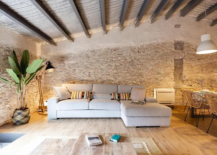 Bravissimo Placa Del Vi, Design Penthouse *